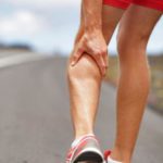 Что делать при судорогах в ногах при варикозе?